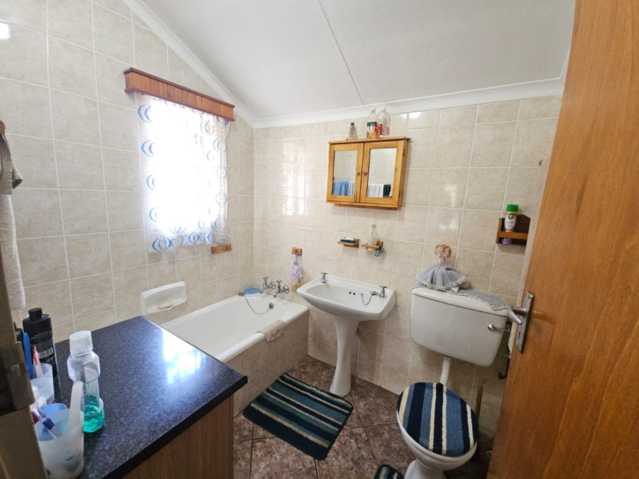 3 Bedroom Property for Sale in Huttenheights KwaZulu-Natal