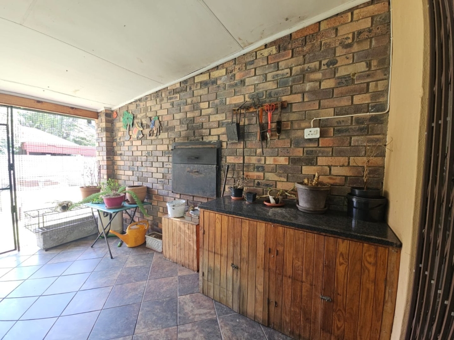 3 Bedroom Property for Sale in Huttenheights KwaZulu-Natal
