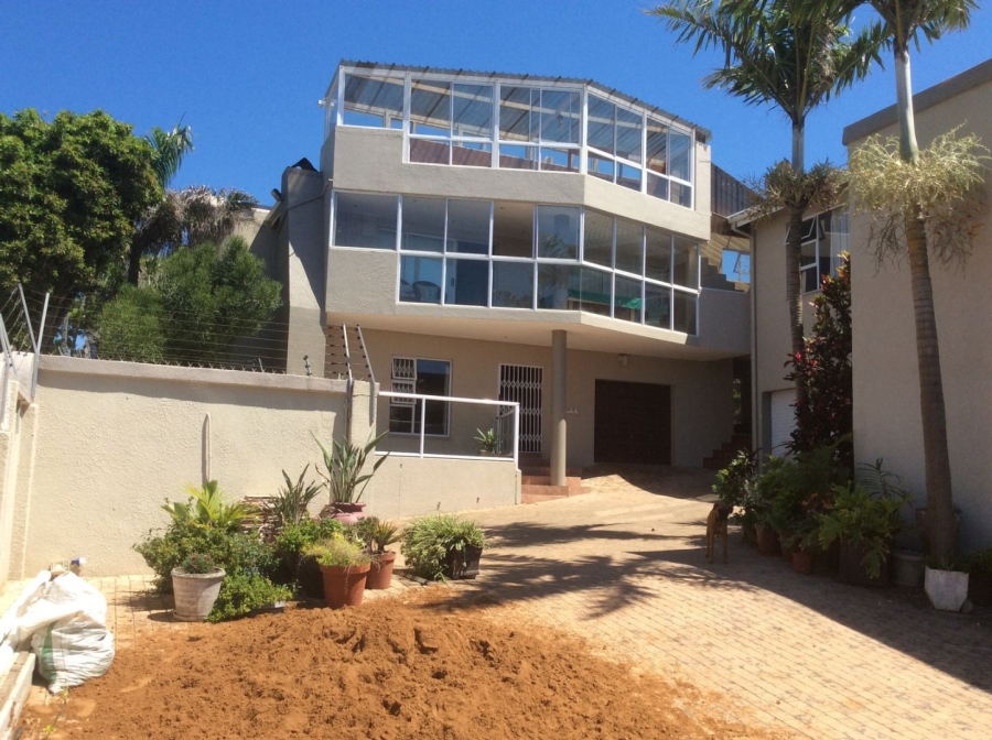 10 Bedroom Property for Sale in Manaba Beach KwaZulu-Natal