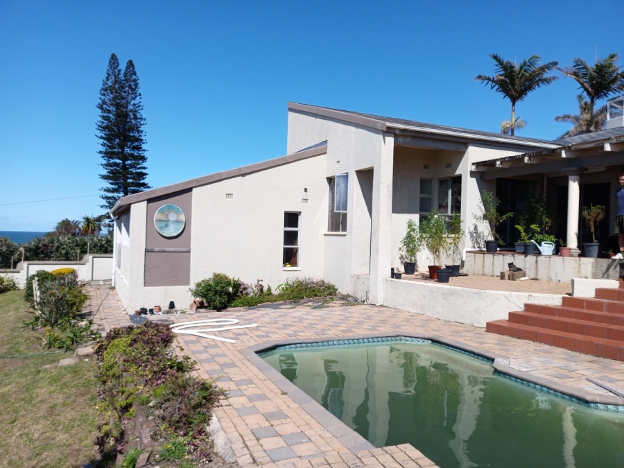 10 Bedroom Property for Sale in Manaba Beach KwaZulu-Natal