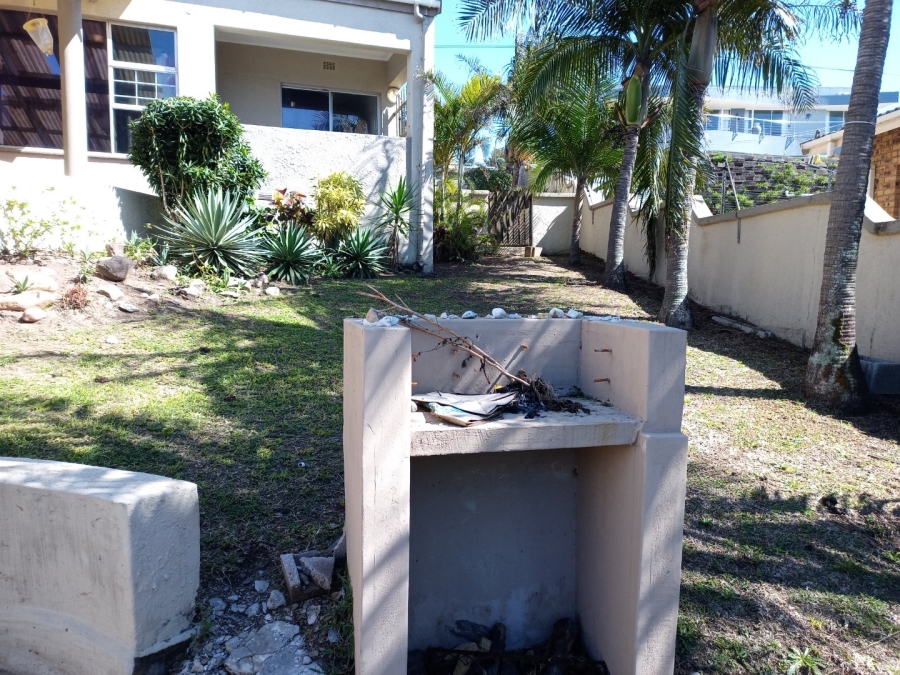 10 Bedroom Property for Sale in Manaba Beach KwaZulu-Natal