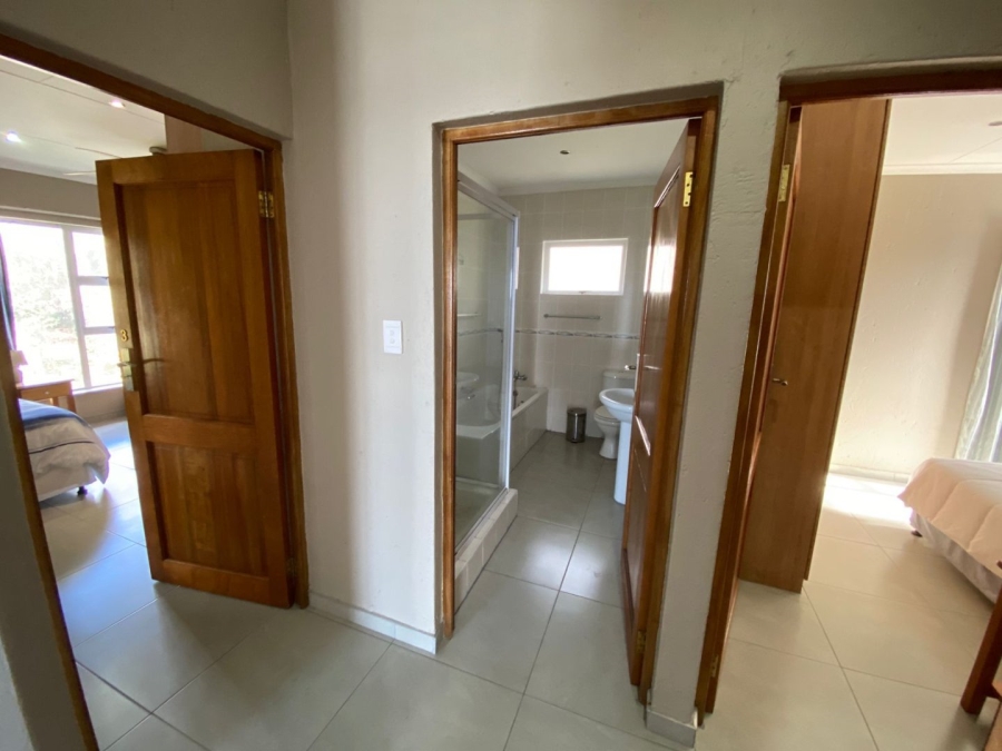 10 Bedroom Property for Sale in Manaba Beach KwaZulu-Natal