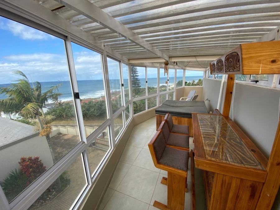 10 Bedroom Property for Sale in Manaba Beach KwaZulu-Natal