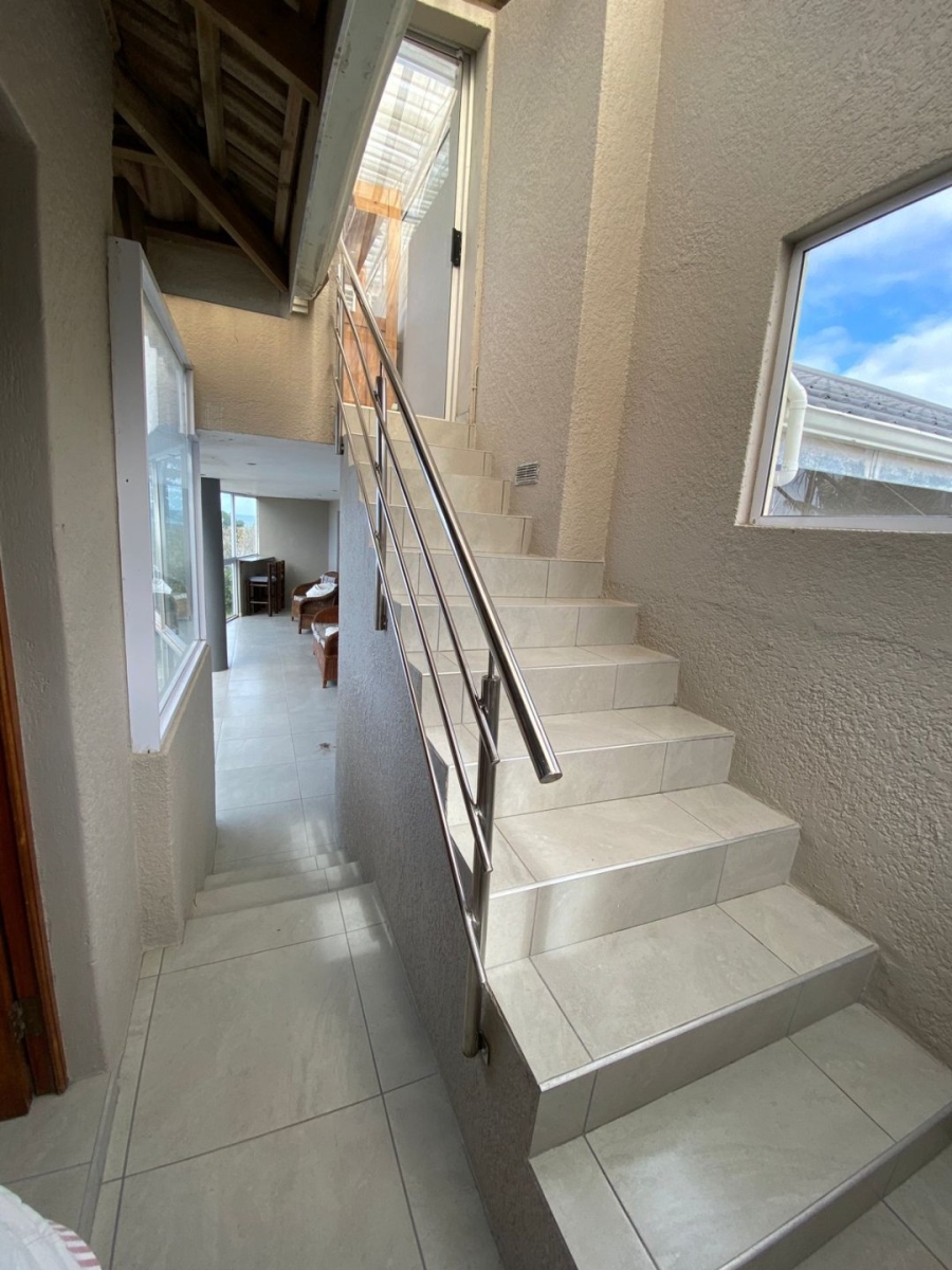 10 Bedroom Property for Sale in Manaba Beach KwaZulu-Natal