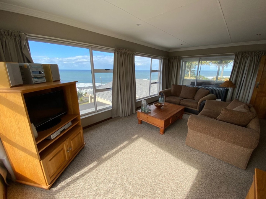 10 Bedroom Property for Sale in Manaba Beach KwaZulu-Natal