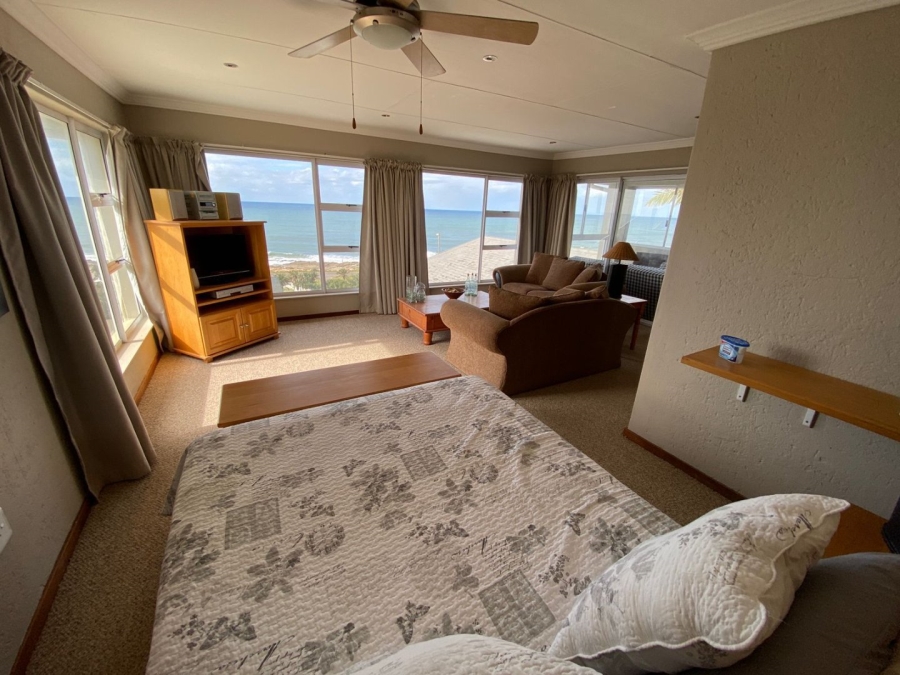 10 Bedroom Property for Sale in Manaba Beach KwaZulu-Natal