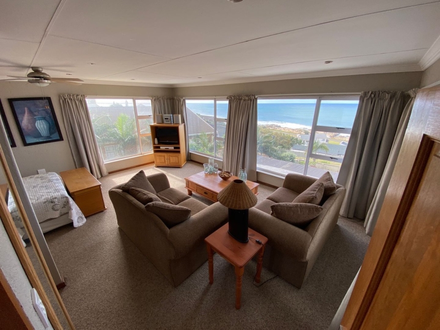 10 Bedroom Property for Sale in Manaba Beach KwaZulu-Natal