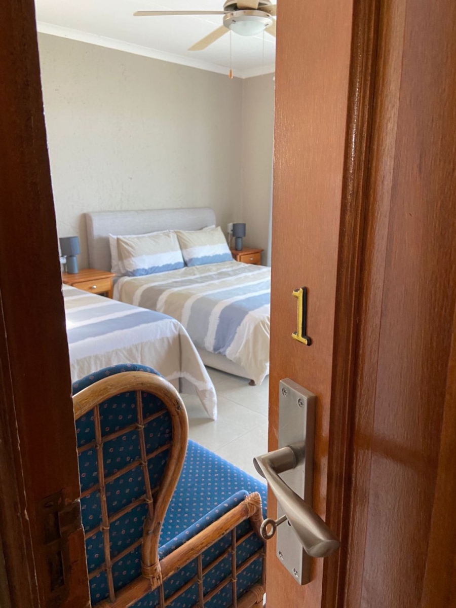 10 Bedroom Property for Sale in Manaba Beach KwaZulu-Natal