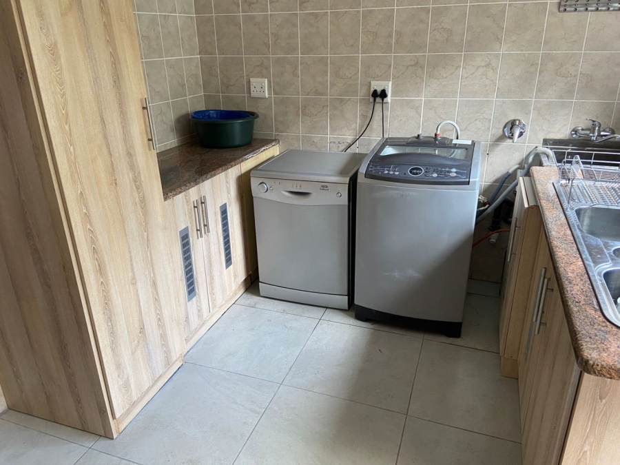 10 Bedroom Property for Sale in Manaba Beach KwaZulu-Natal