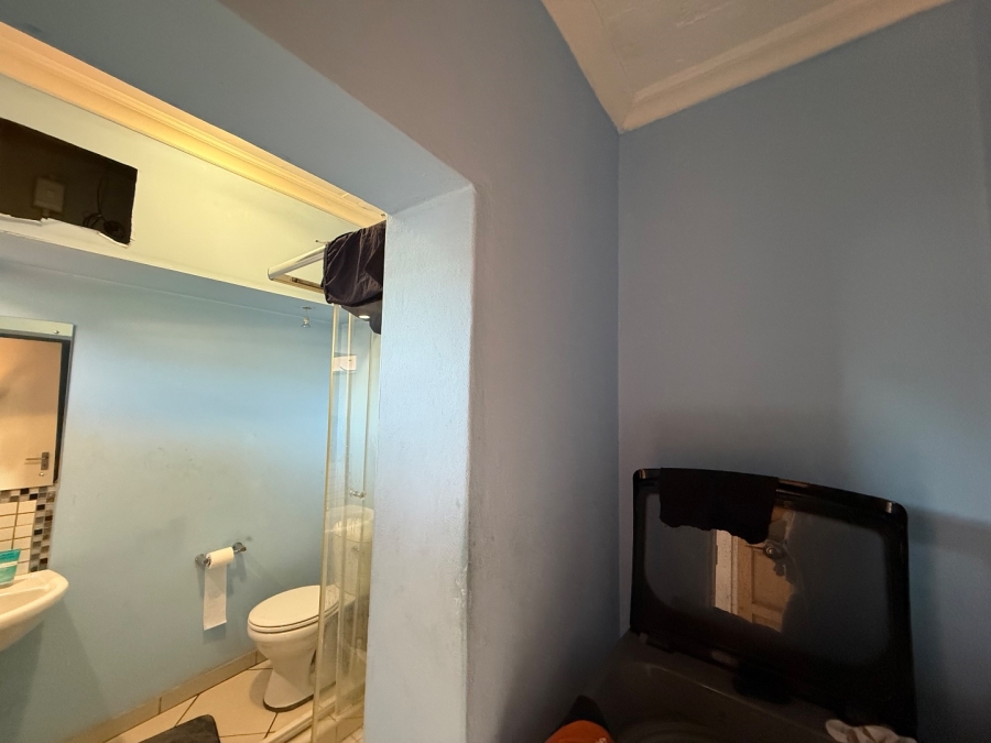 2 Bedroom Property for Sale in Madadeni J KwaZulu-Natal