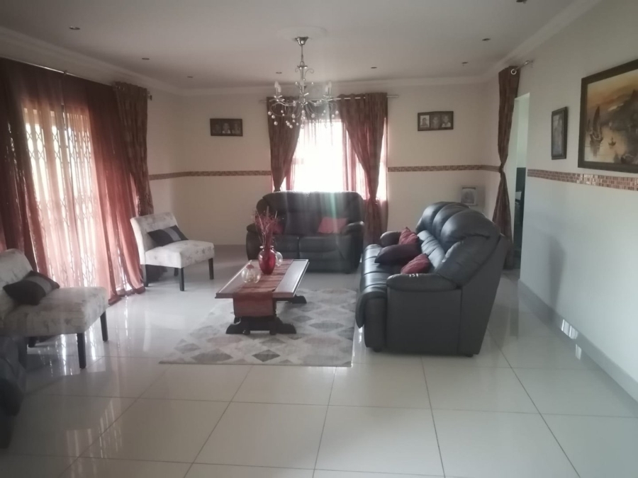 3 Bedroom Property for Sale in Stanger KwaZulu-Natal
