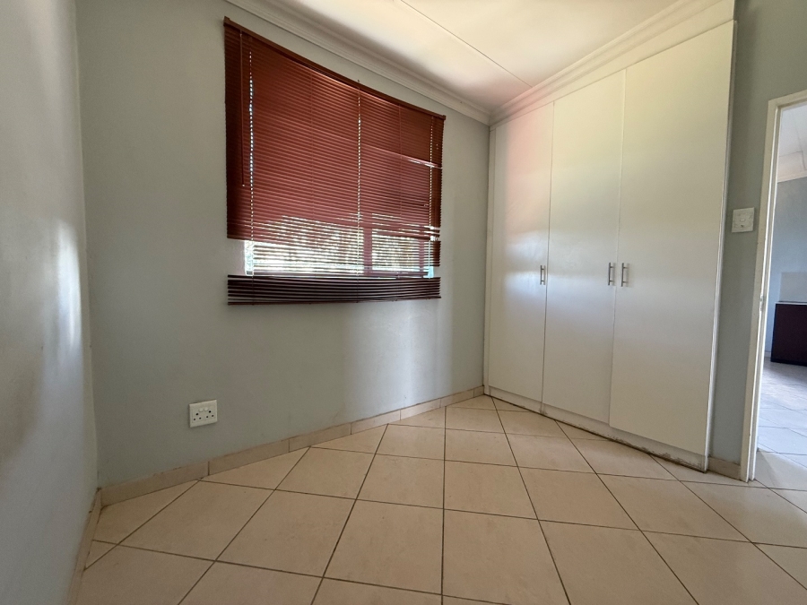 To Let  Bedroom Property for Rent in Madadeni J KwaZulu-Natal