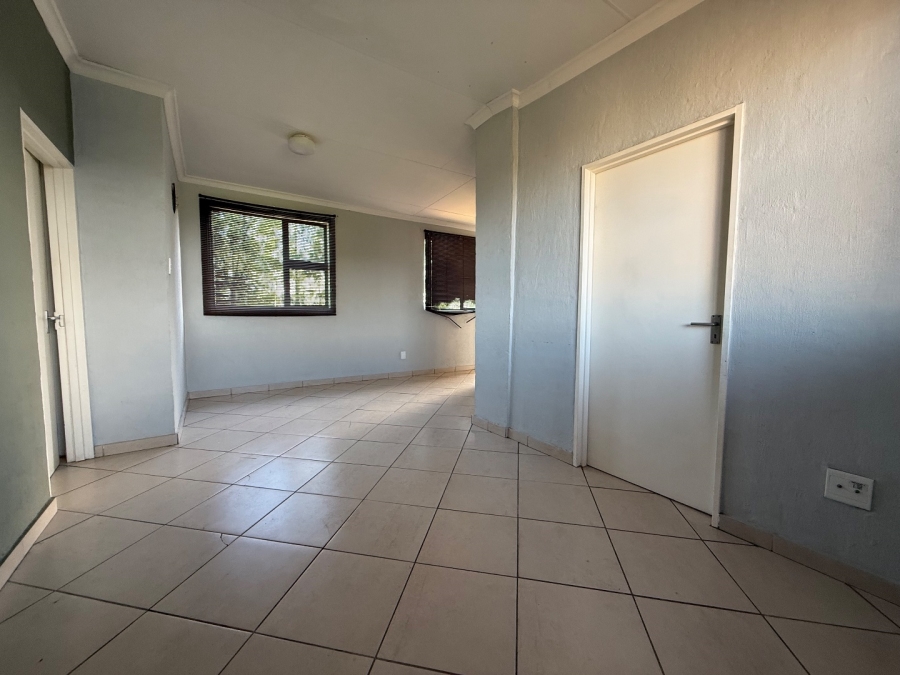 To Let  Bedroom Property for Rent in Madadeni J KwaZulu-Natal