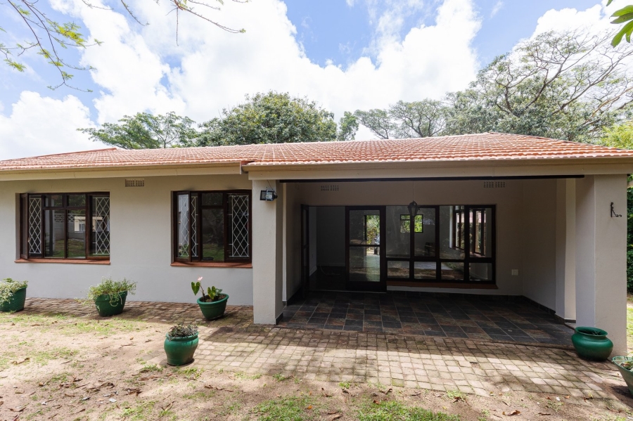 3 Bedroom Property for Sale in Uvongo KwaZulu-Natal