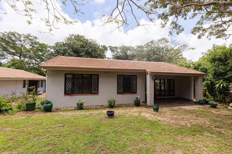 3 Bedroom Property for Sale in Uvongo KwaZulu-Natal