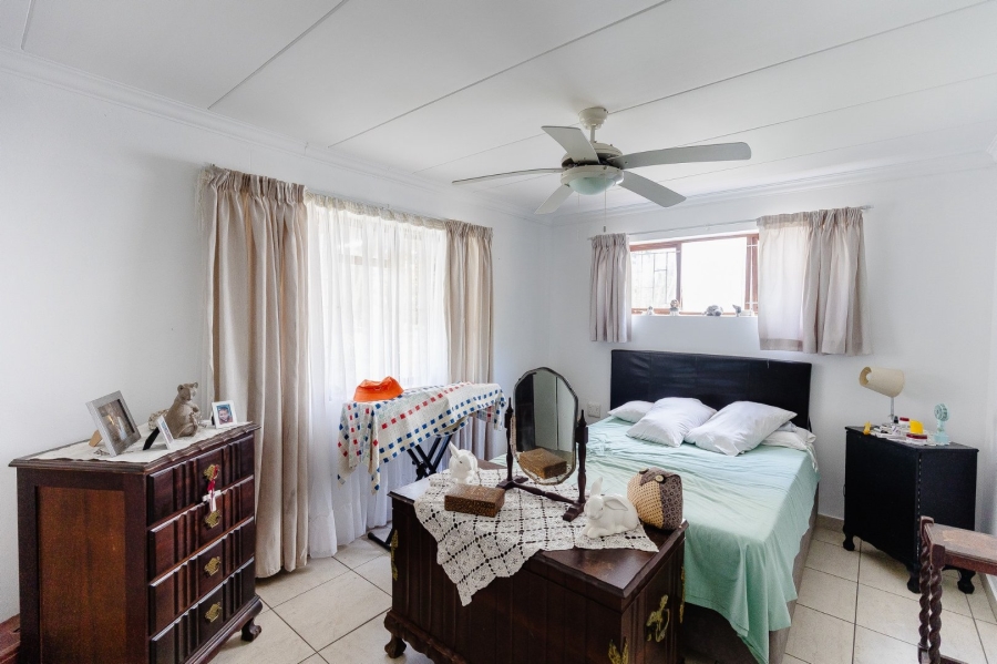 3 Bedroom Property for Sale in Uvongo KwaZulu-Natal