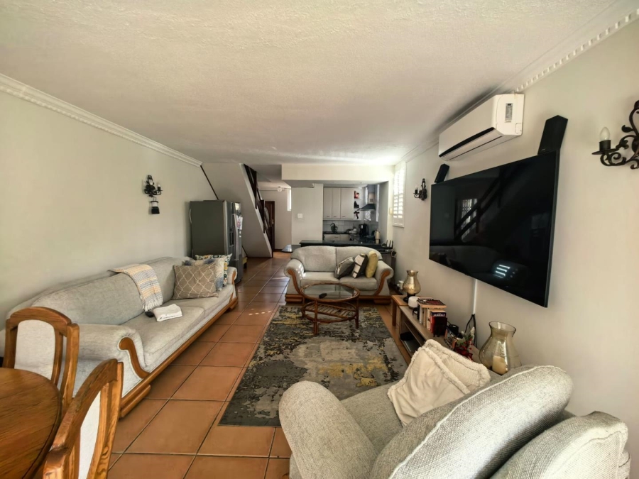 2 Bedroom Property for Sale in Windermere KwaZulu-Natal