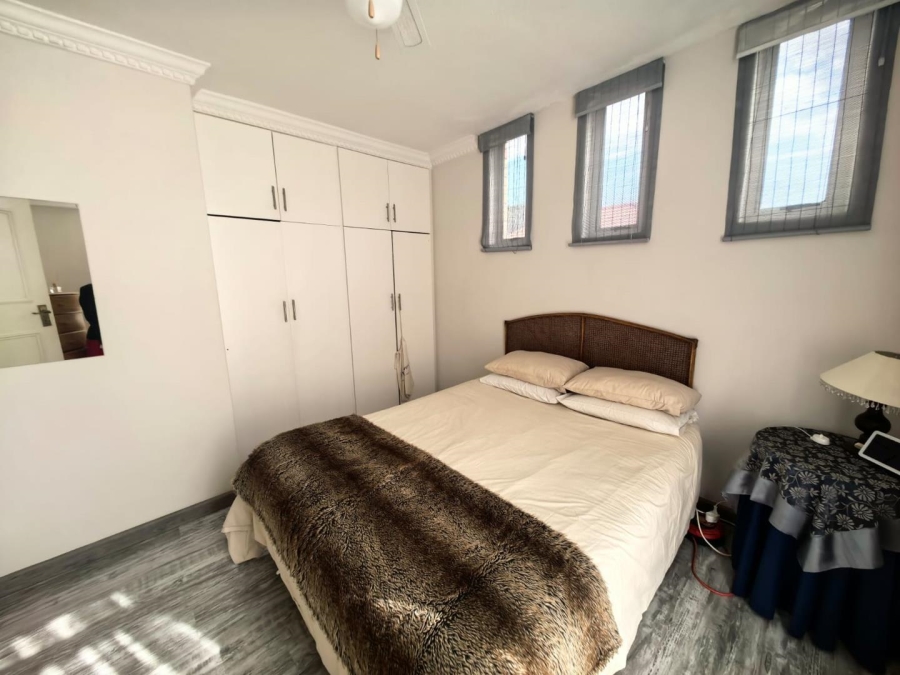 2 Bedroom Property for Sale in Windermere KwaZulu-Natal