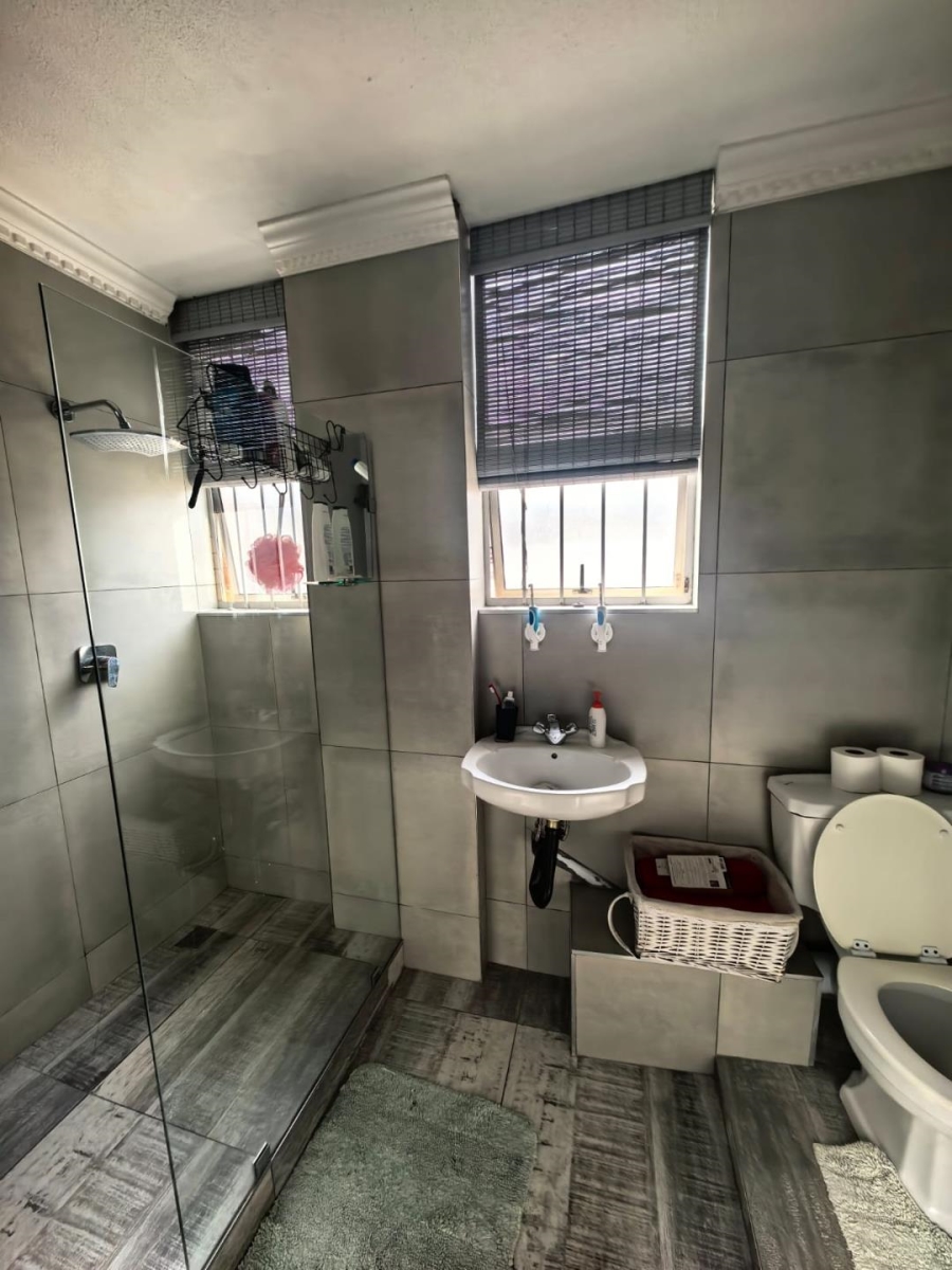 2 Bedroom Property for Sale in Windermere KwaZulu-Natal