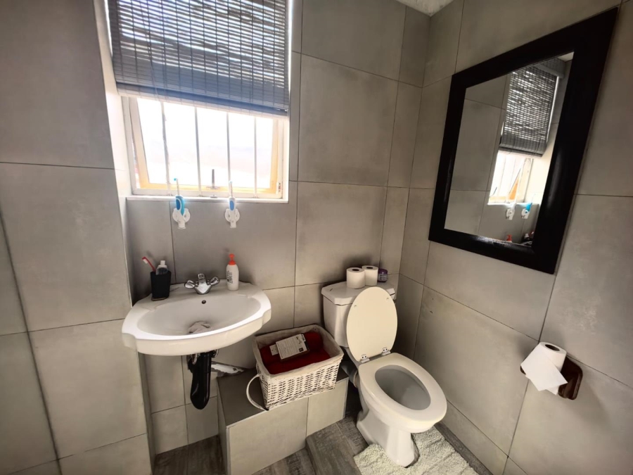 2 Bedroom Property for Sale in Windermere KwaZulu-Natal