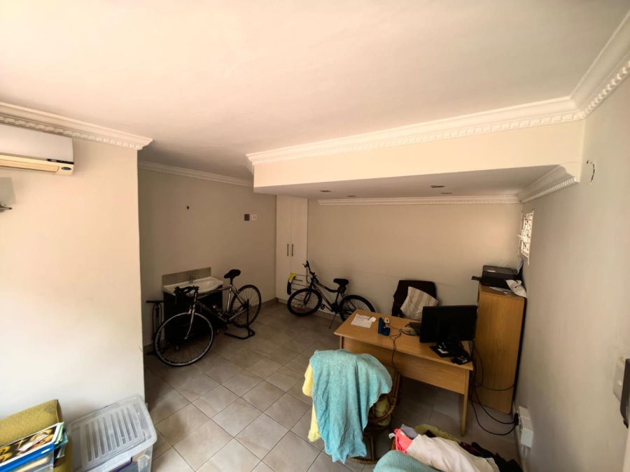 2 Bedroom Property for Sale in Windermere KwaZulu-Natal