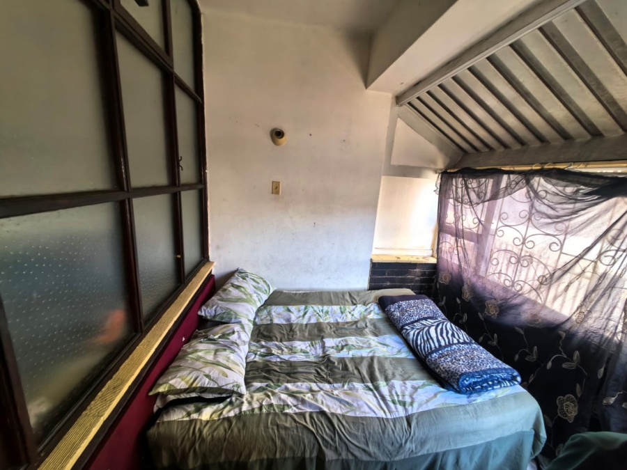 1 Bedroom Property for Sale in Point KwaZulu-Natal