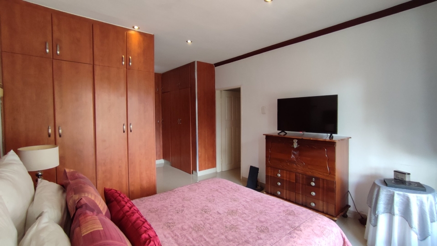 3 Bedroom Property for Sale in Oslo Beach KwaZulu-Natal