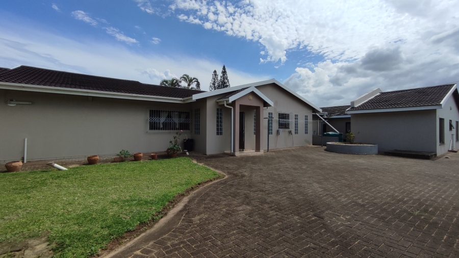 3 Bedroom Property for Sale in Oslo Beach KwaZulu-Natal