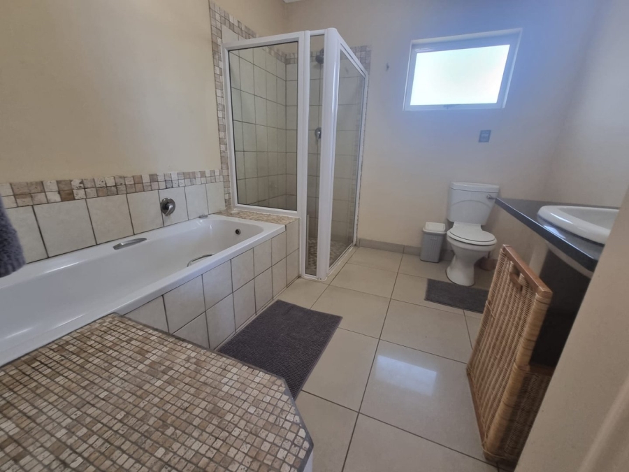 4 Bedroom Property for Sale in Umzumbe KwaZulu-Natal