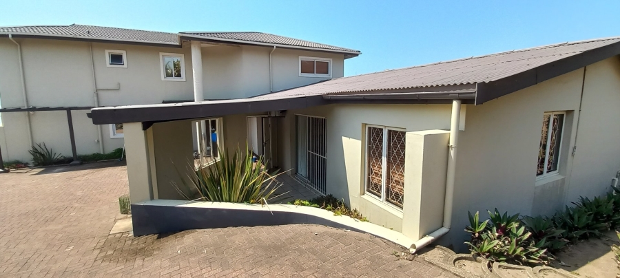 4 Bedroom Property for Sale in Umzumbe KwaZulu-Natal