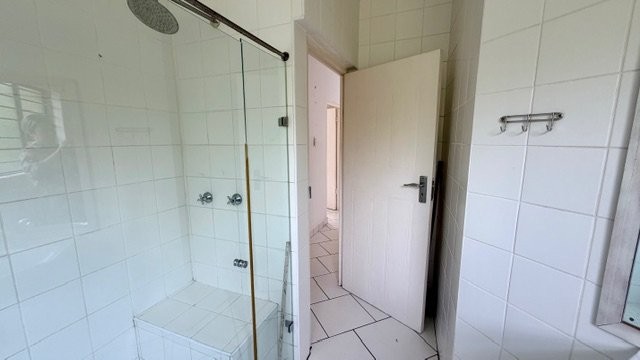 3 Bedroom Property for Sale in Uvongo KwaZulu-Natal