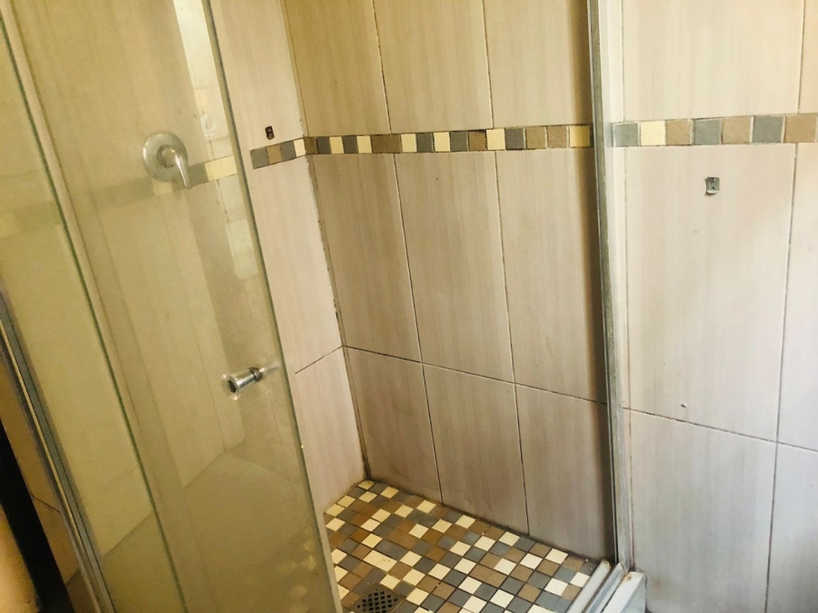 2 Bedroom Property for Sale in Glenwood KwaZulu-Natal