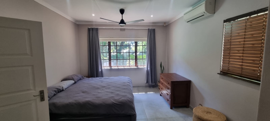 3 Bedroom Property for Sale in Umtentweni KwaZulu-Natal