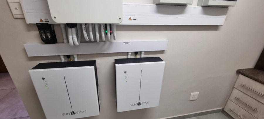 3 Bedroom Property for Sale in Umtentweni KwaZulu-Natal