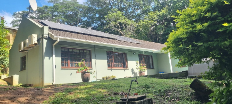 3 Bedroom Property for Sale in Umtentweni KwaZulu-Natal