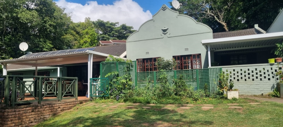 3 Bedroom Property for Sale in Umtentweni KwaZulu-Natal