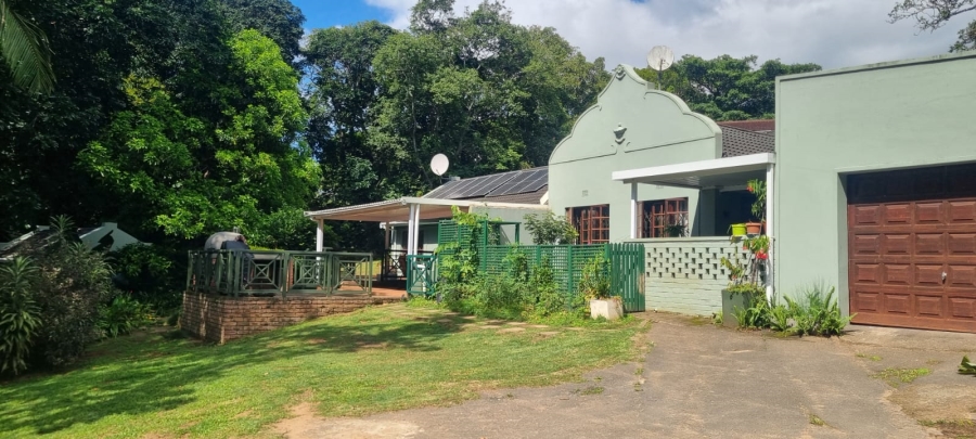 3 Bedroom Property for Sale in Umtentweni KwaZulu-Natal