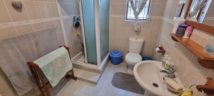 3 Bedroom Property for Sale in Umtentweni KwaZulu-Natal