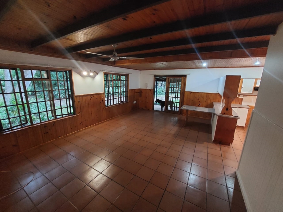 3 Bedroom Property for Sale in Umtentweni KwaZulu-Natal