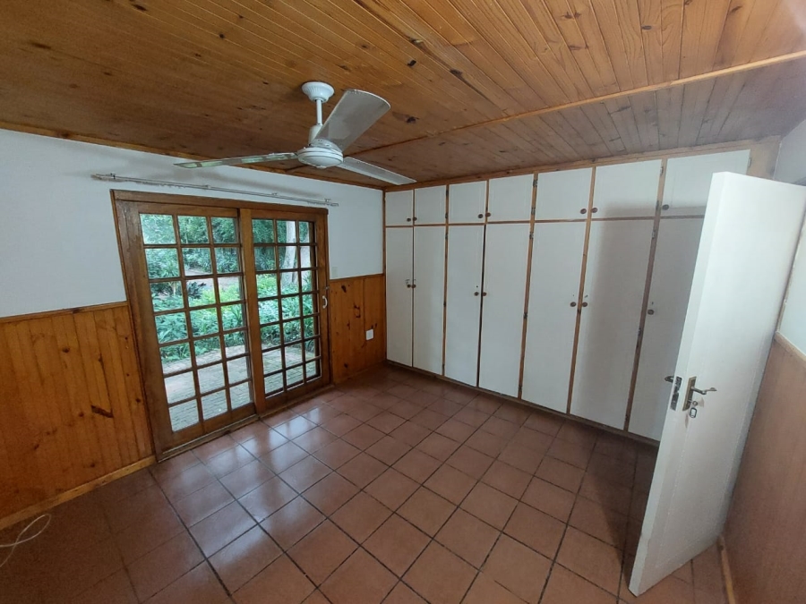 3 Bedroom Property for Sale in Umtentweni KwaZulu-Natal