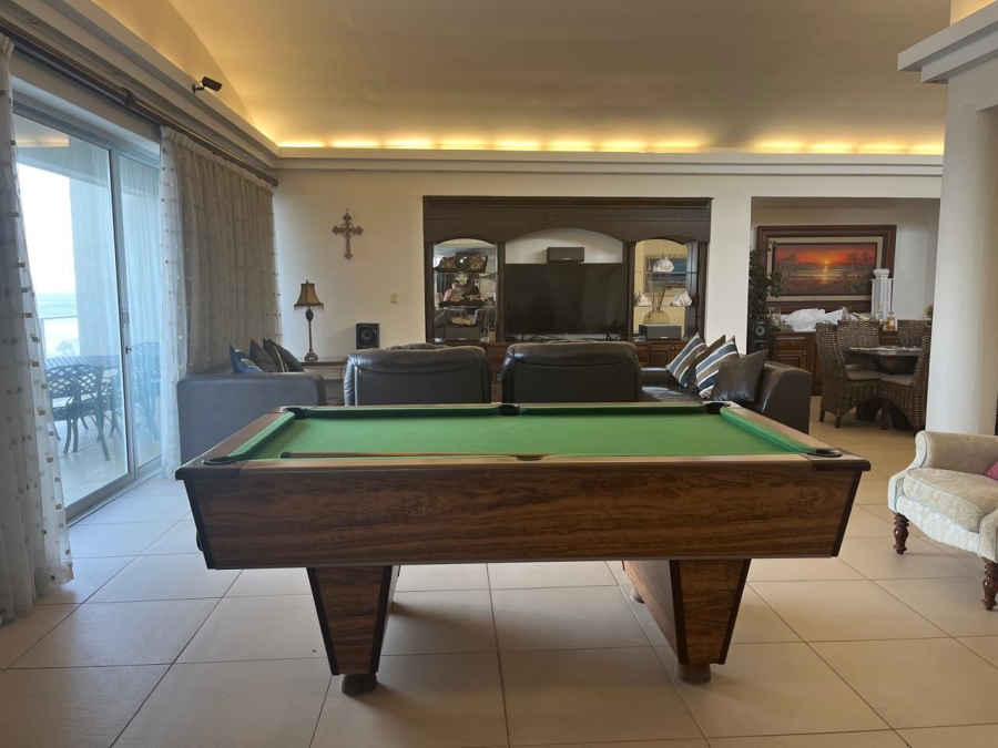4 Bedroom Property for Sale in Margate KwaZulu-Natal