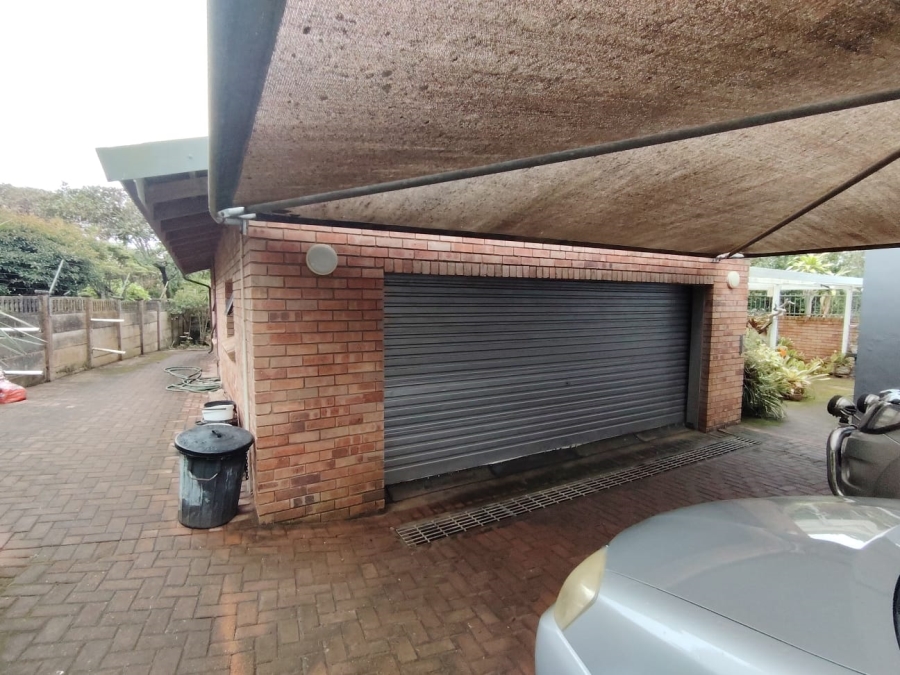 6 Bedroom Property for Sale in Margate KwaZulu-Natal