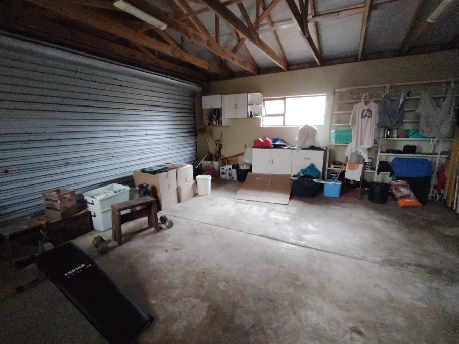 6 Bedroom Property for Sale in Margate KwaZulu-Natal