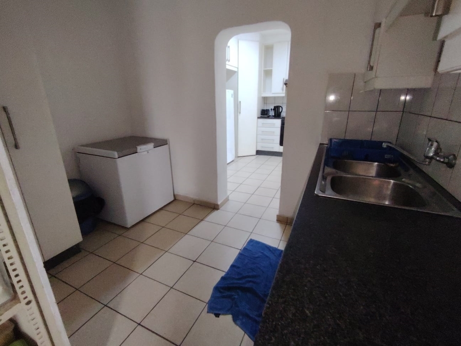 6 Bedroom Property for Sale in Margate KwaZulu-Natal