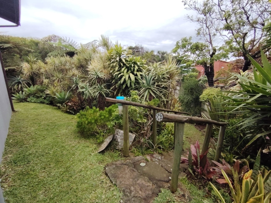 6 Bedroom Property for Sale in Margate KwaZulu-Natal