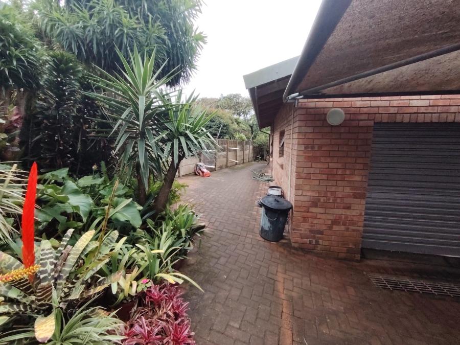 6 Bedroom Property for Sale in Margate KwaZulu-Natal