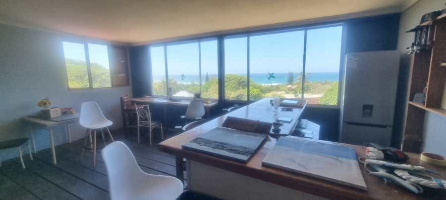 4 Bedroom Property for Sale in Pumula KwaZulu-Natal