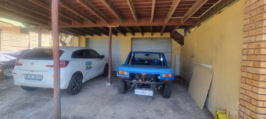 4 Bedroom Property for Sale in Pumula KwaZulu-Natal