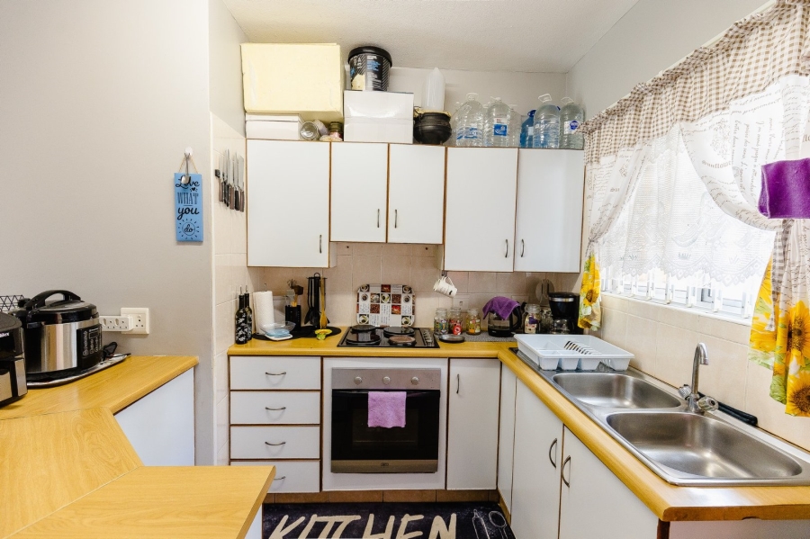 2 Bedroom Property for Sale in Uvongo KwaZulu-Natal