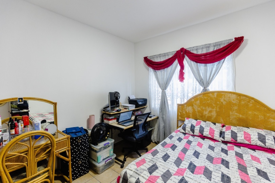 2 Bedroom Property for Sale in Uvongo KwaZulu-Natal